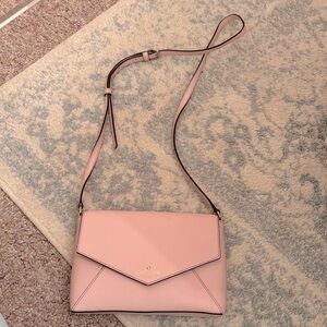 EUC! Kate spade cedar street pink Monday crossbody.